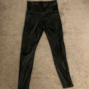 Athleta Inclination Moto Tight size XS